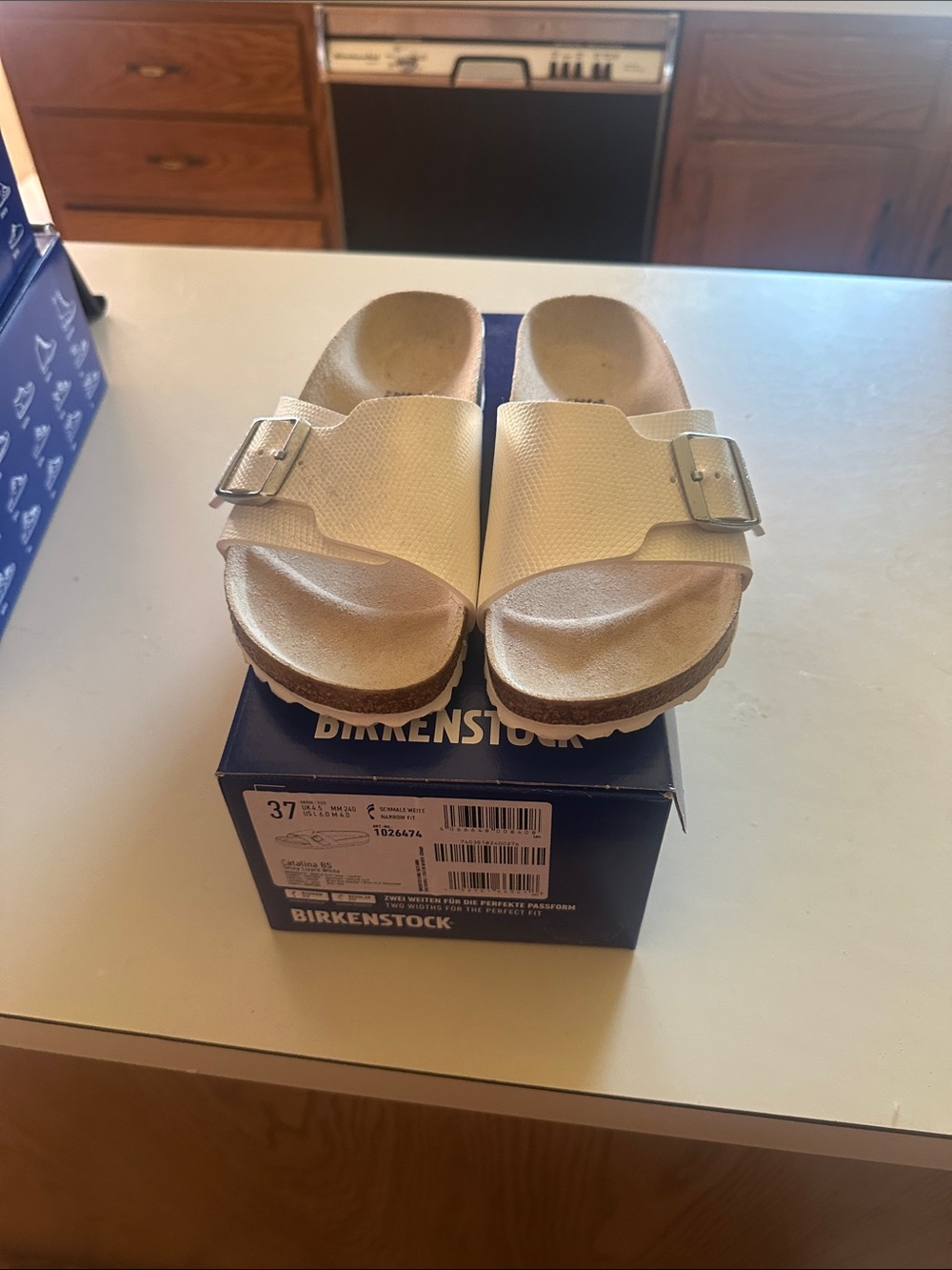 Birkenstock Catalina White Pearl Sandals NIB 37